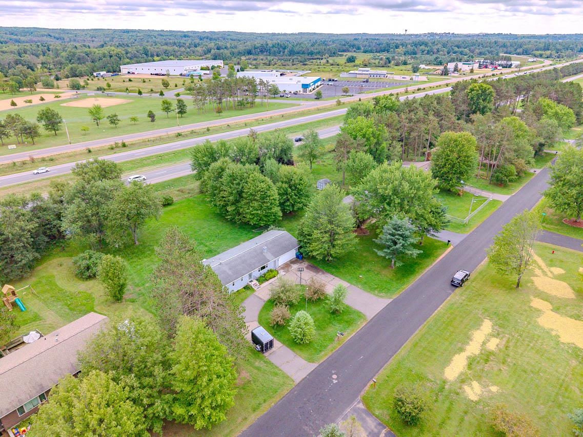 1542 PINE GROVE DRIVE