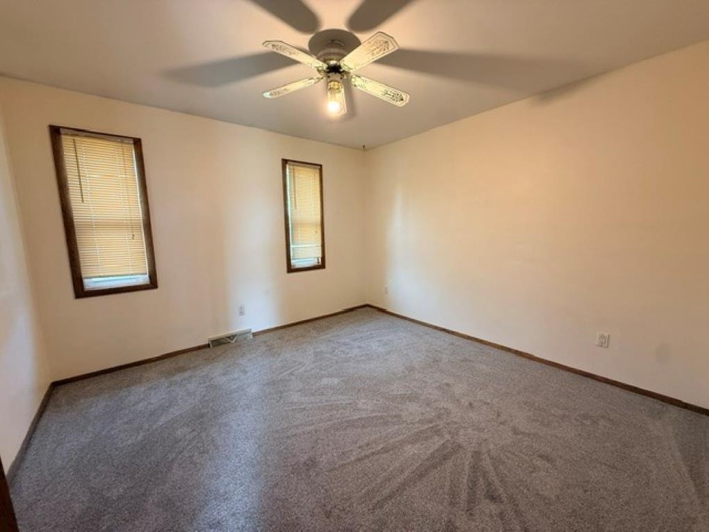 1542 PINE GROVE DRIVE