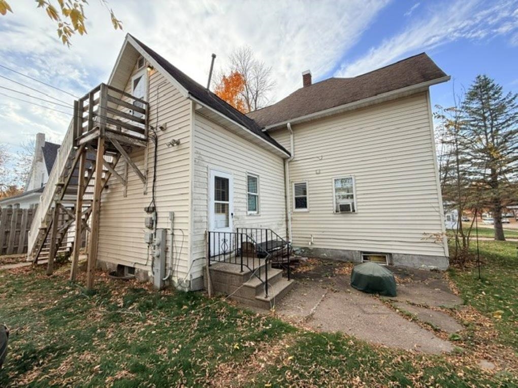 409 PIER STREET
