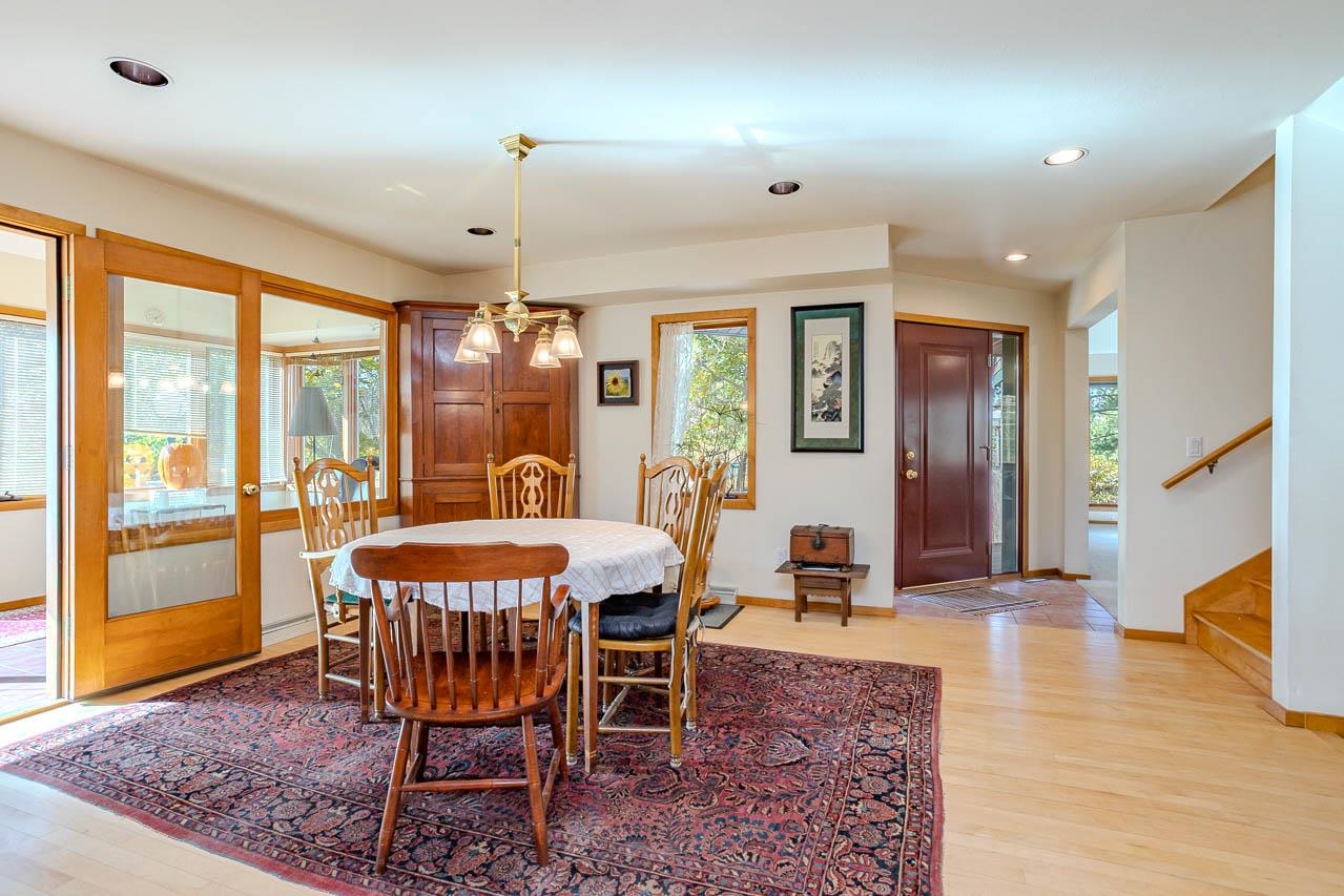 602 BRAMBLE WAY