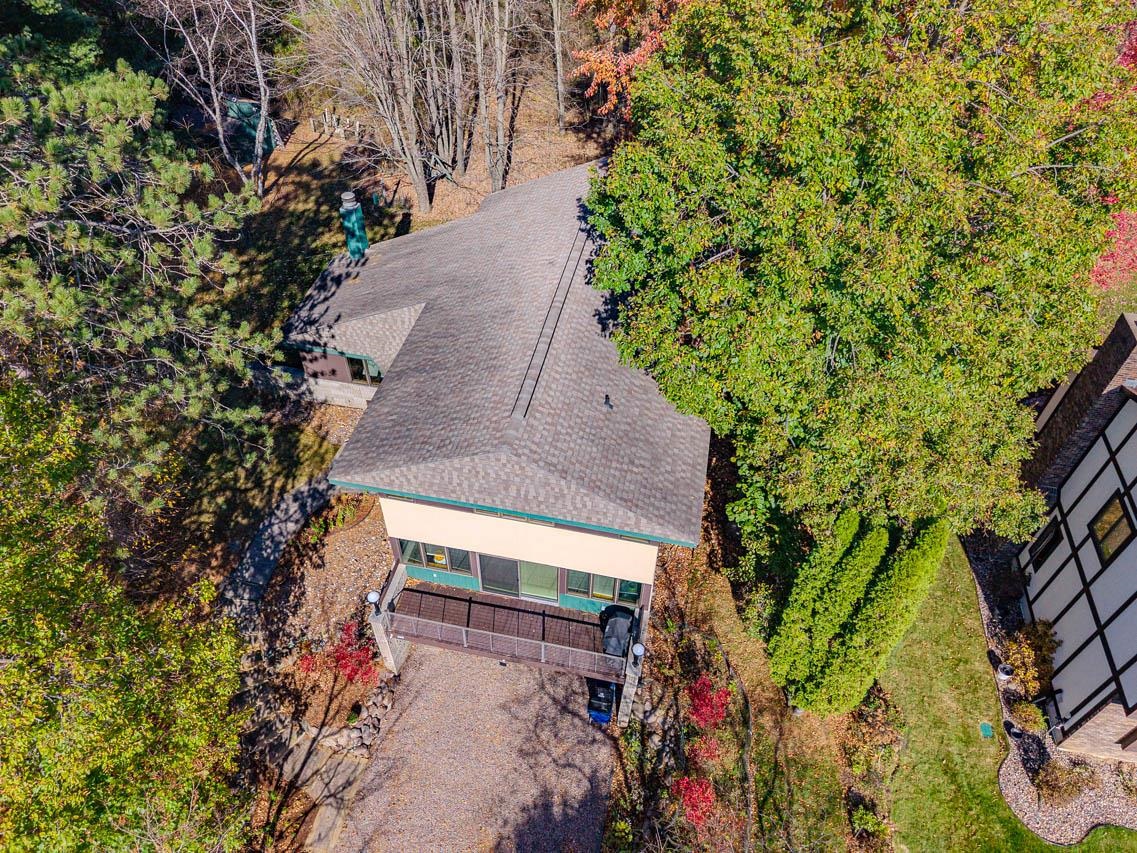 602 BRAMBLE WAY