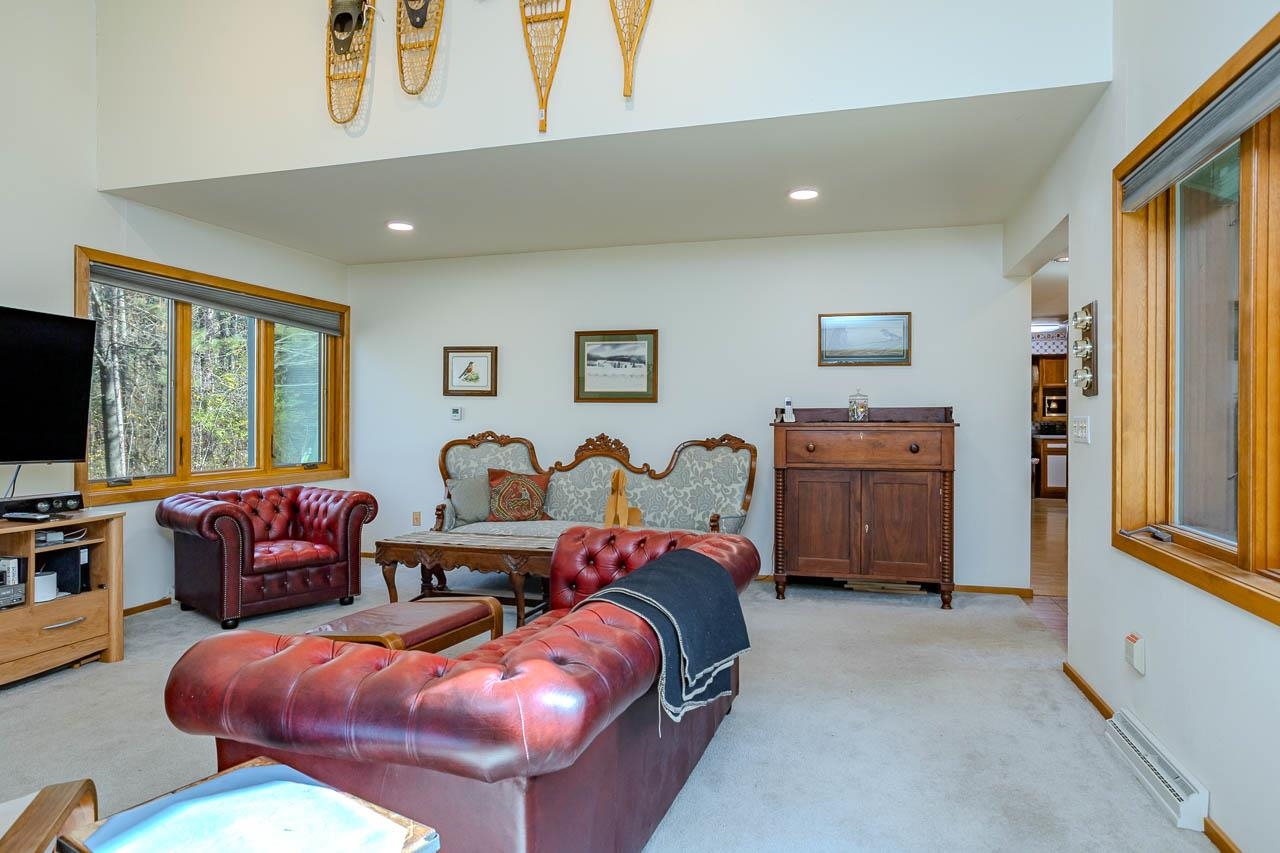 602 BRAMBLE WAY