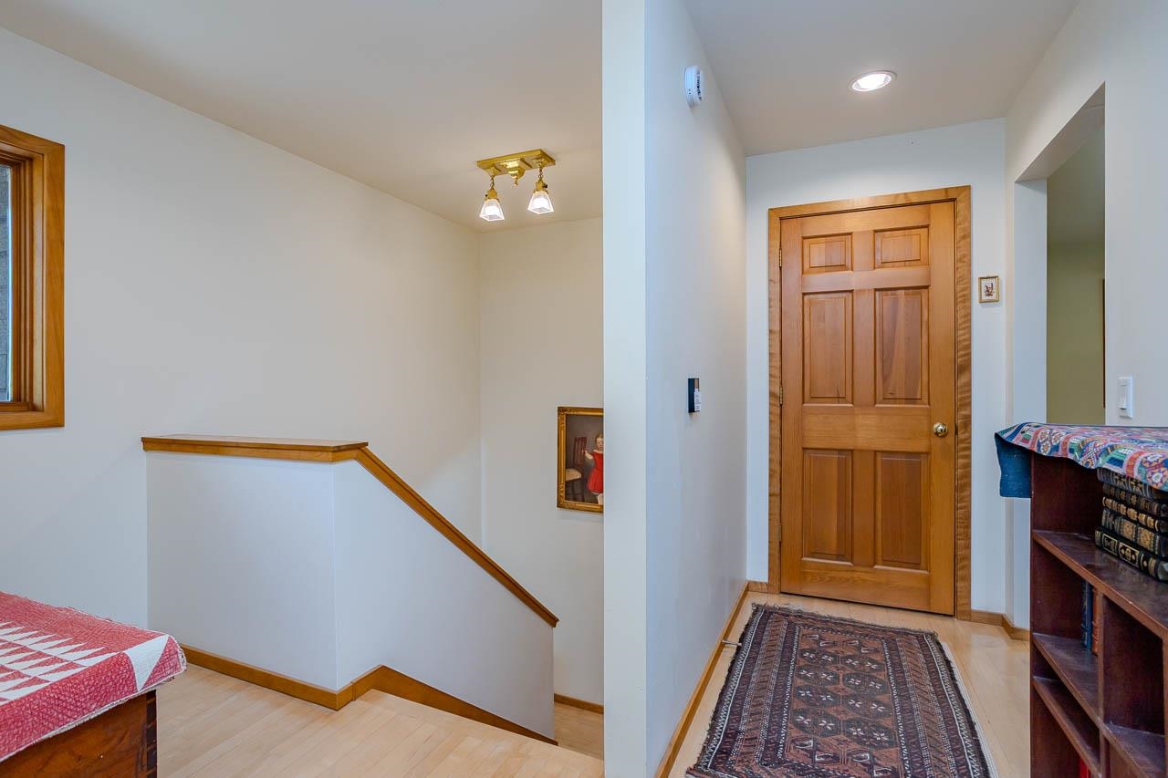 602 BRAMBLE WAY