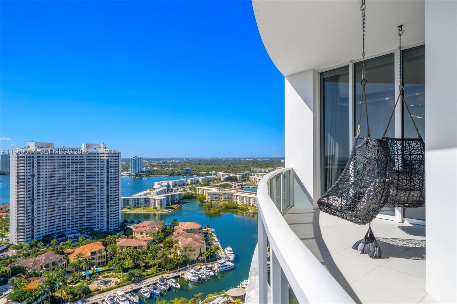 4100 Island Boulevard PH1