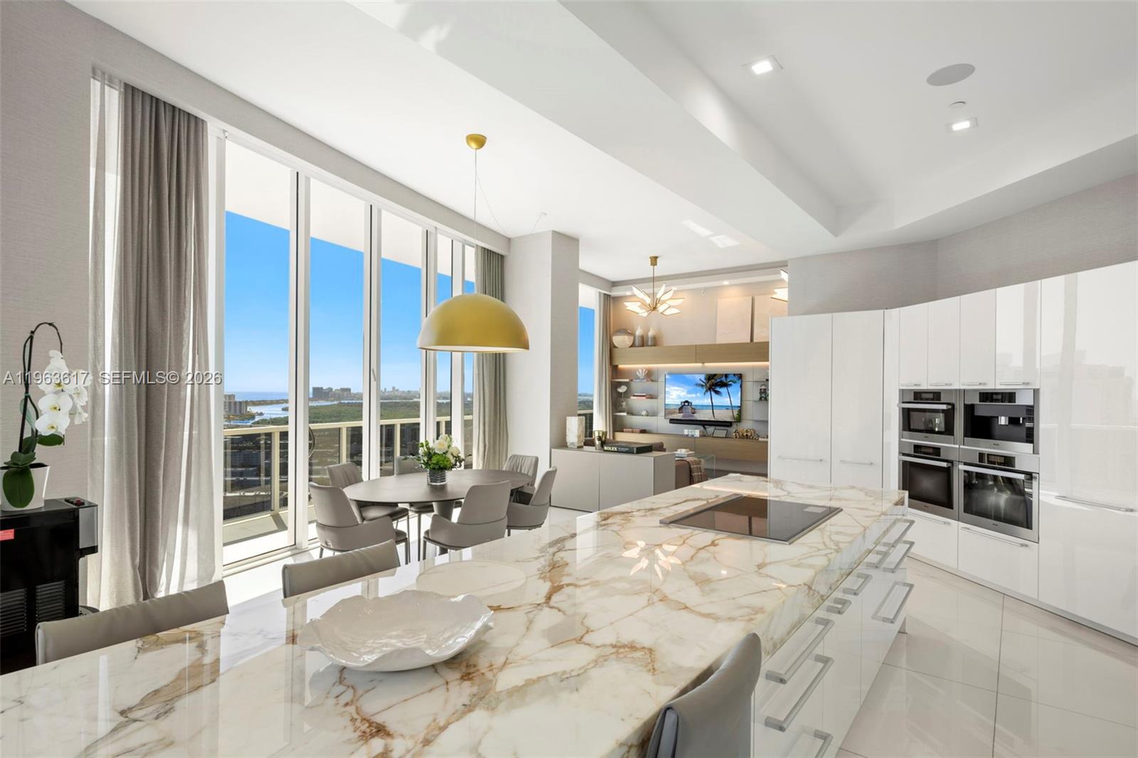 4100 Island Boulevard PH1