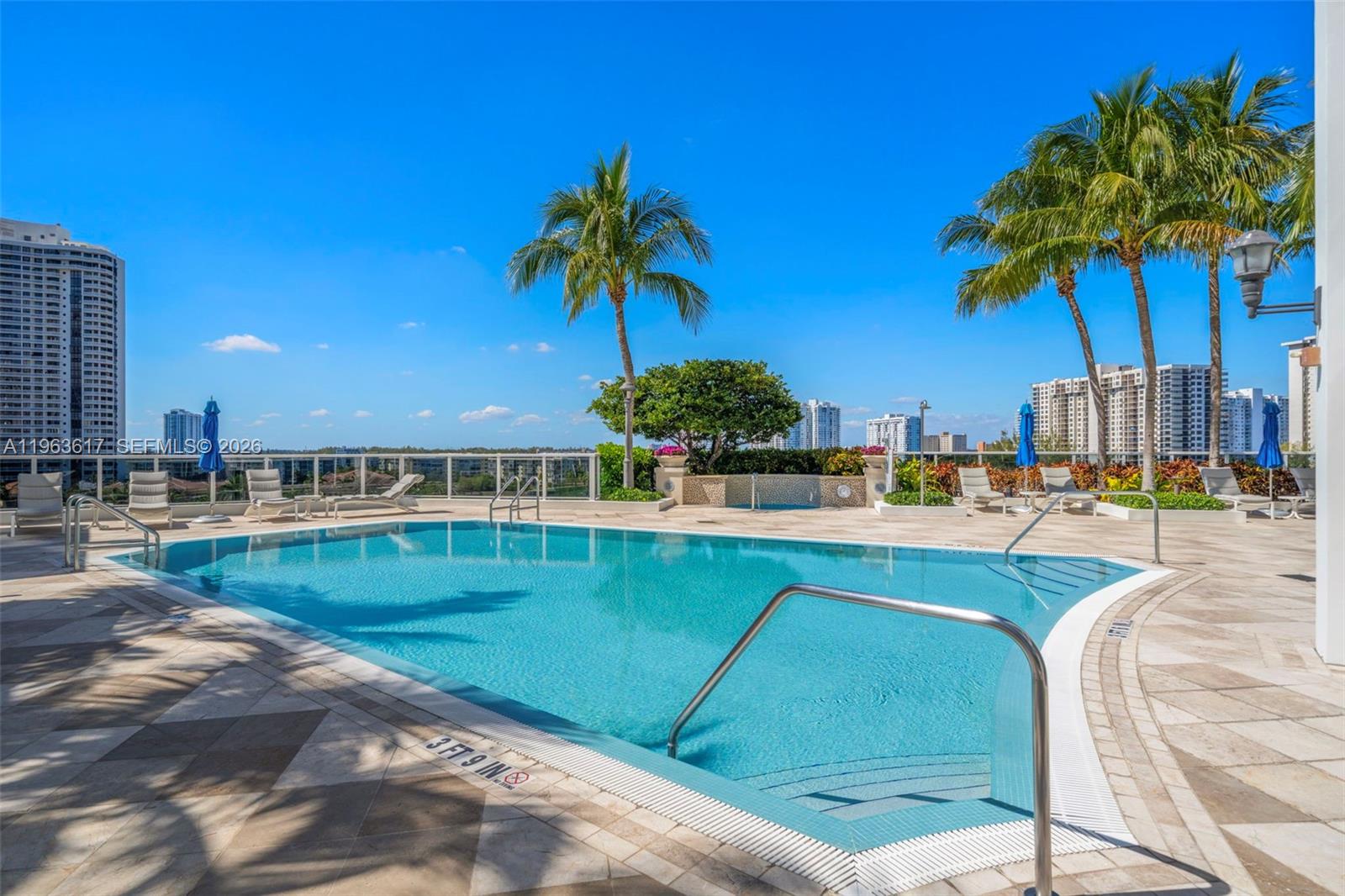 4100 Island Boulevard PH1