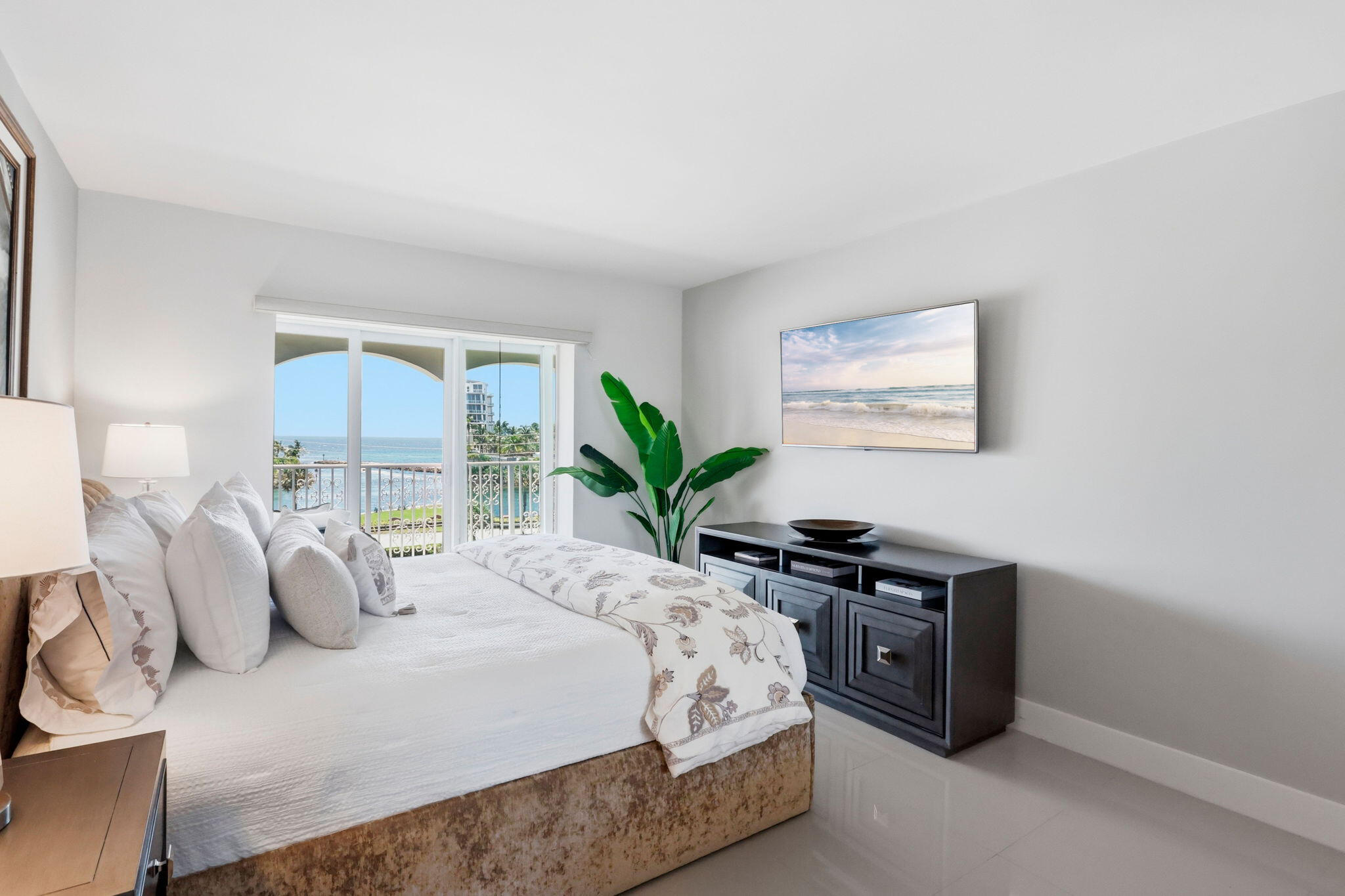1040 BANYAN Road 504C