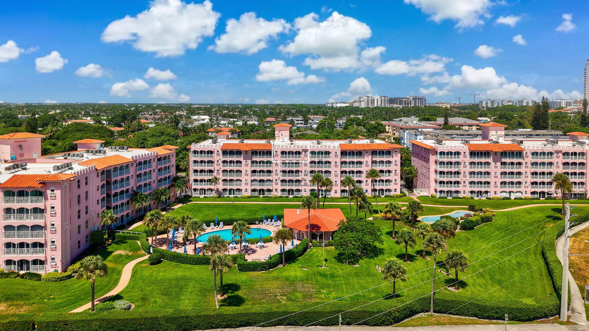 1040 BANYAN Road 504C