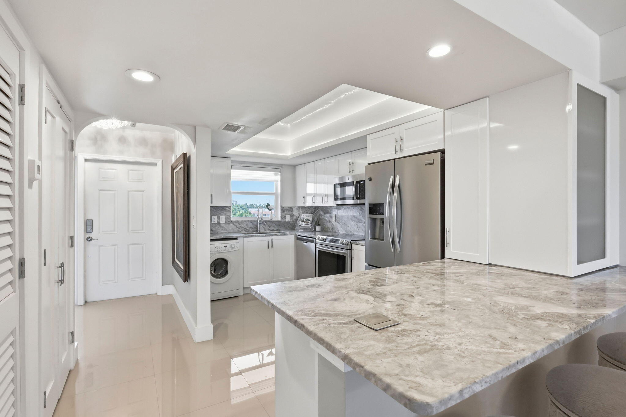 1040 BANYAN Road 504C