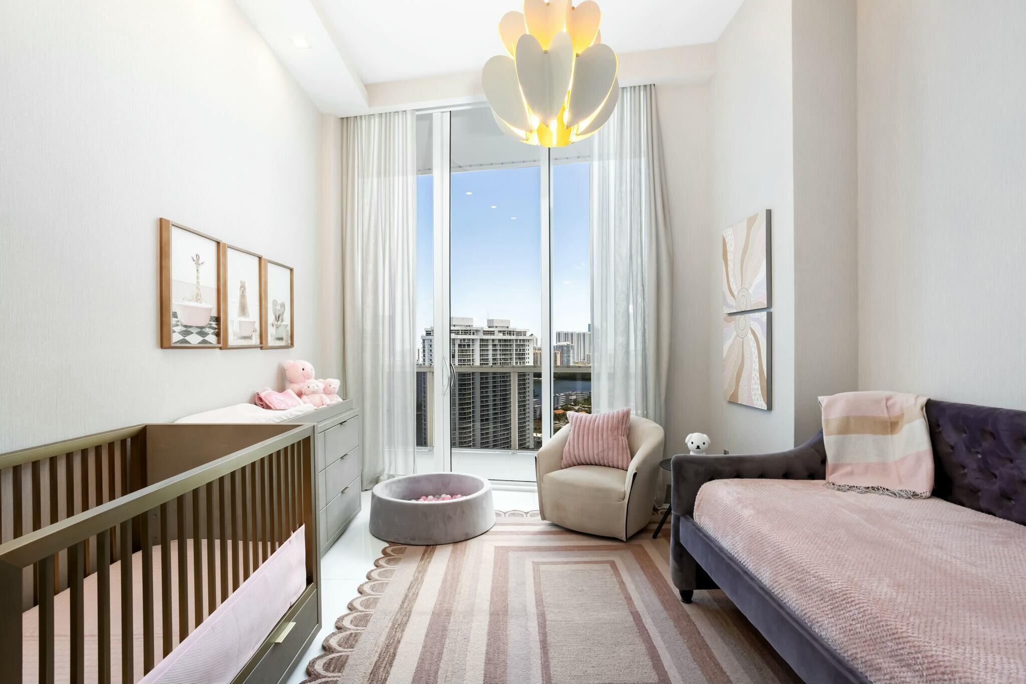 4100 Island Boulevard Ph-1