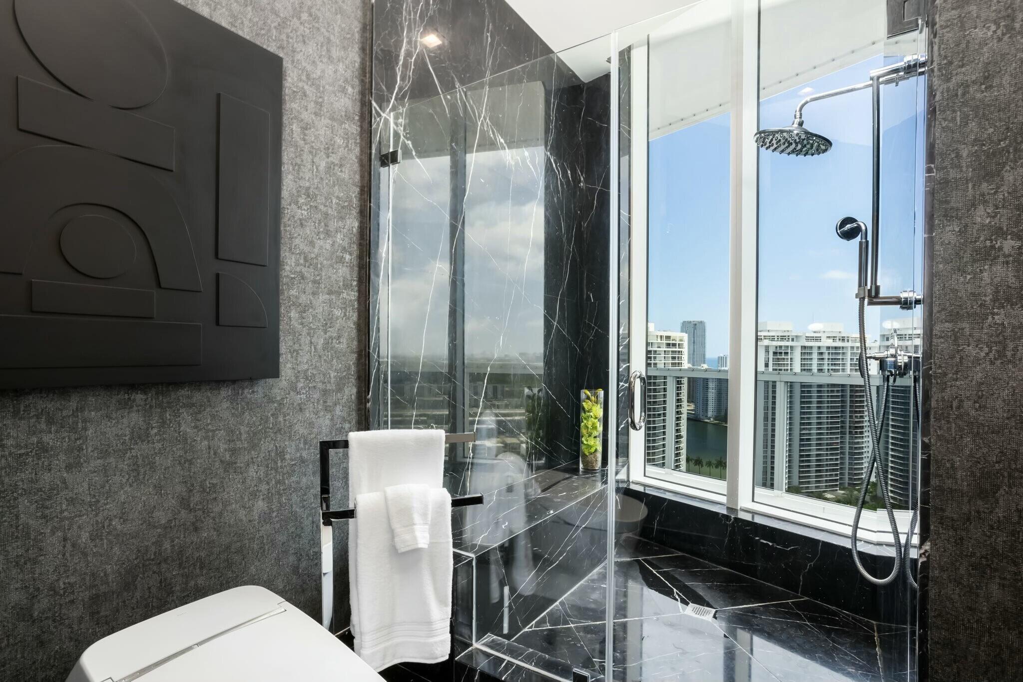 4100 Island Boulevard Ph-1