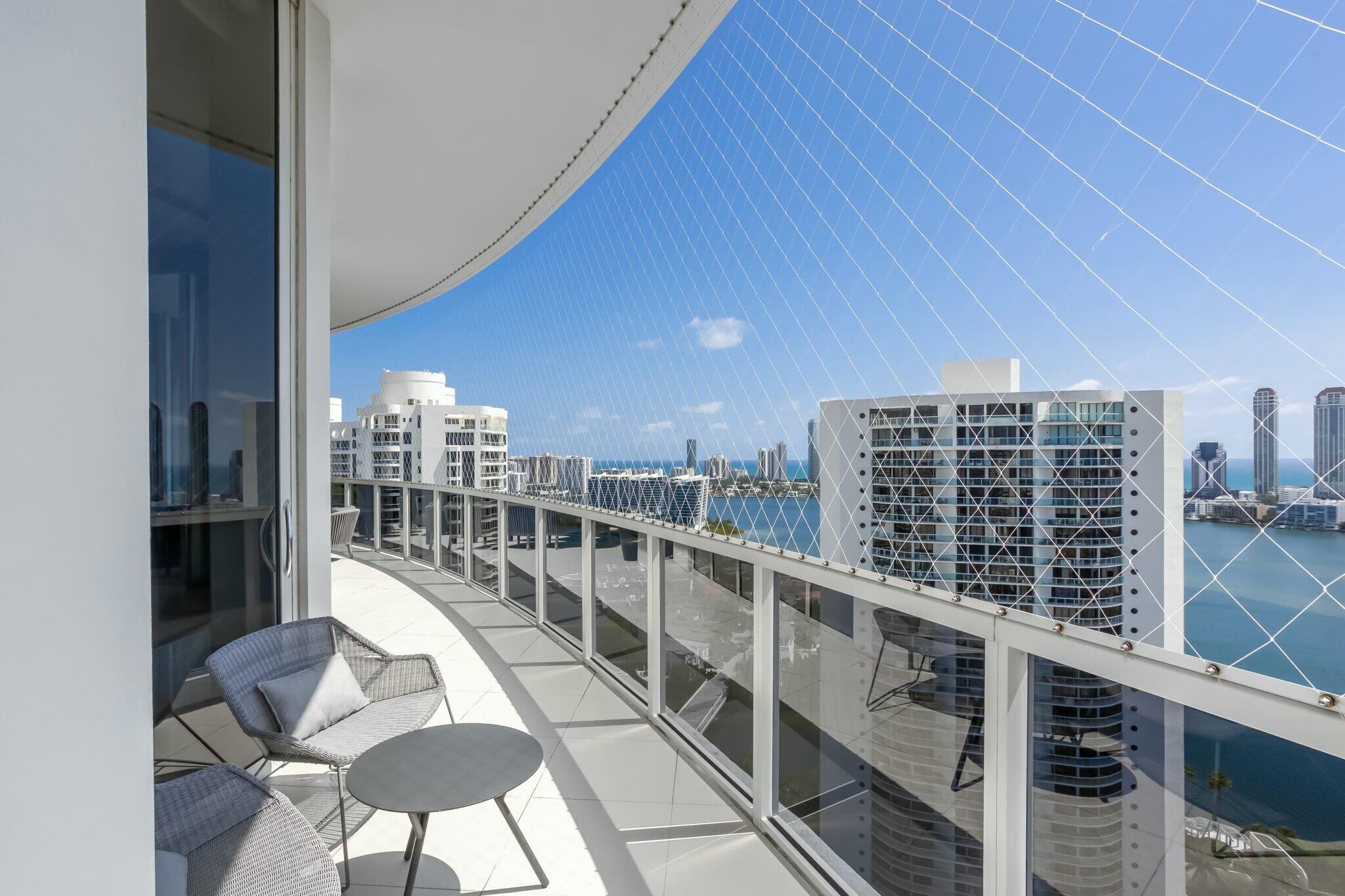 4100 Island Boulevard Ph-1