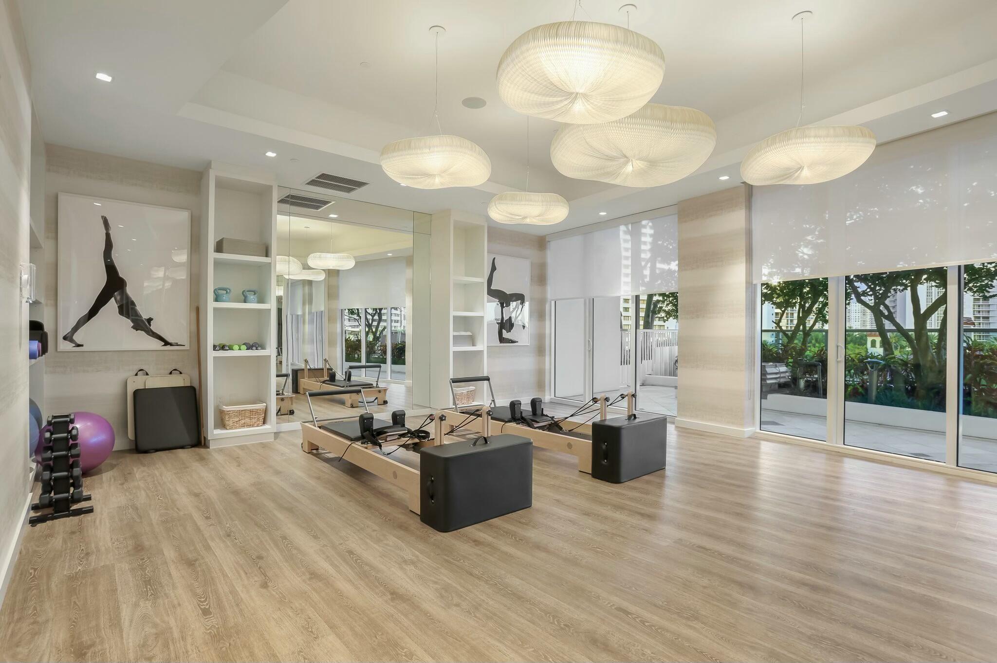 4100 Island Boulevard Ph-1