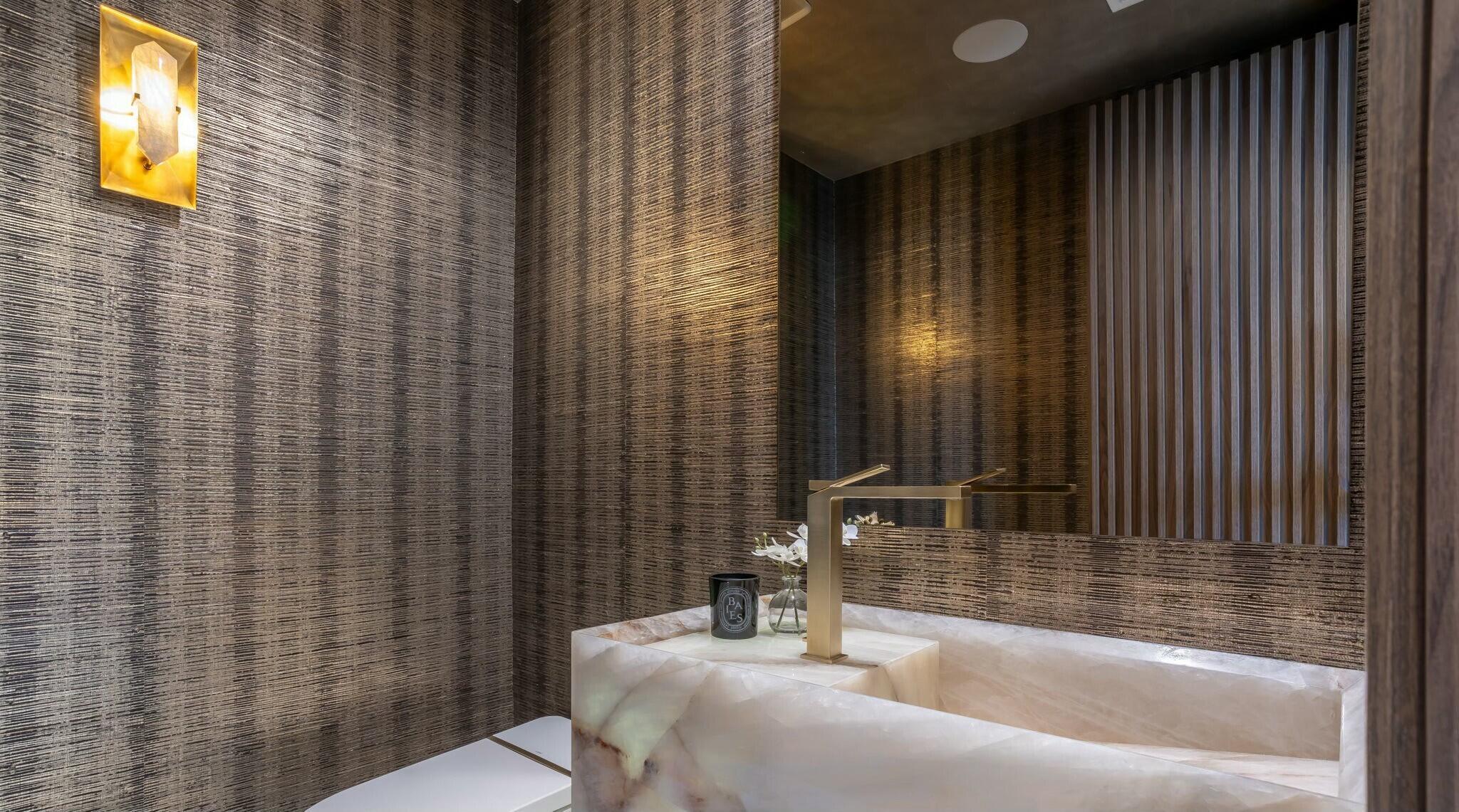 4100 Island Boulevard Ph-1