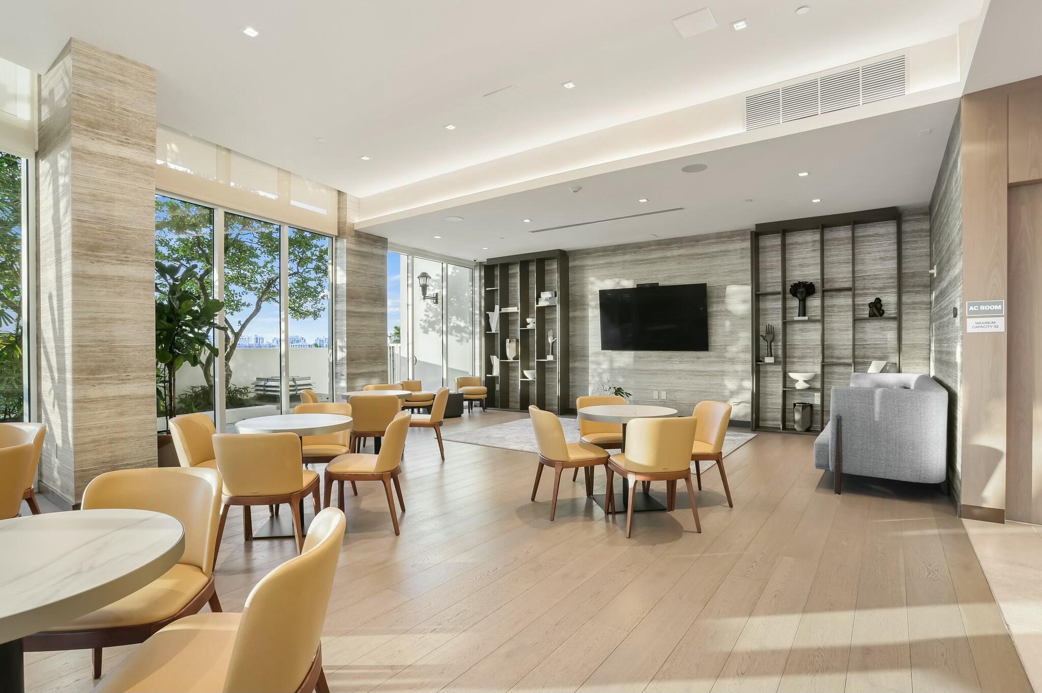 4100 Island Boulevard Ph-1