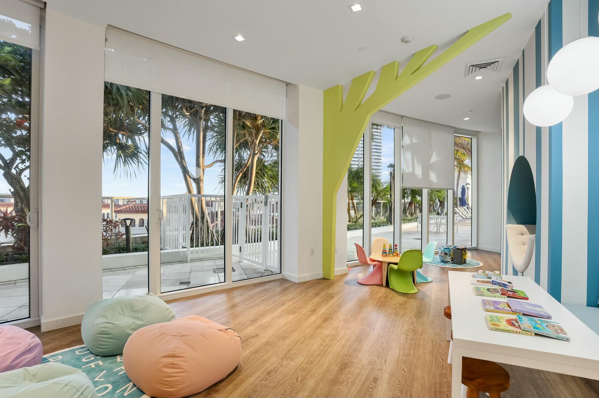 4100 Island Boulevard Ph-1