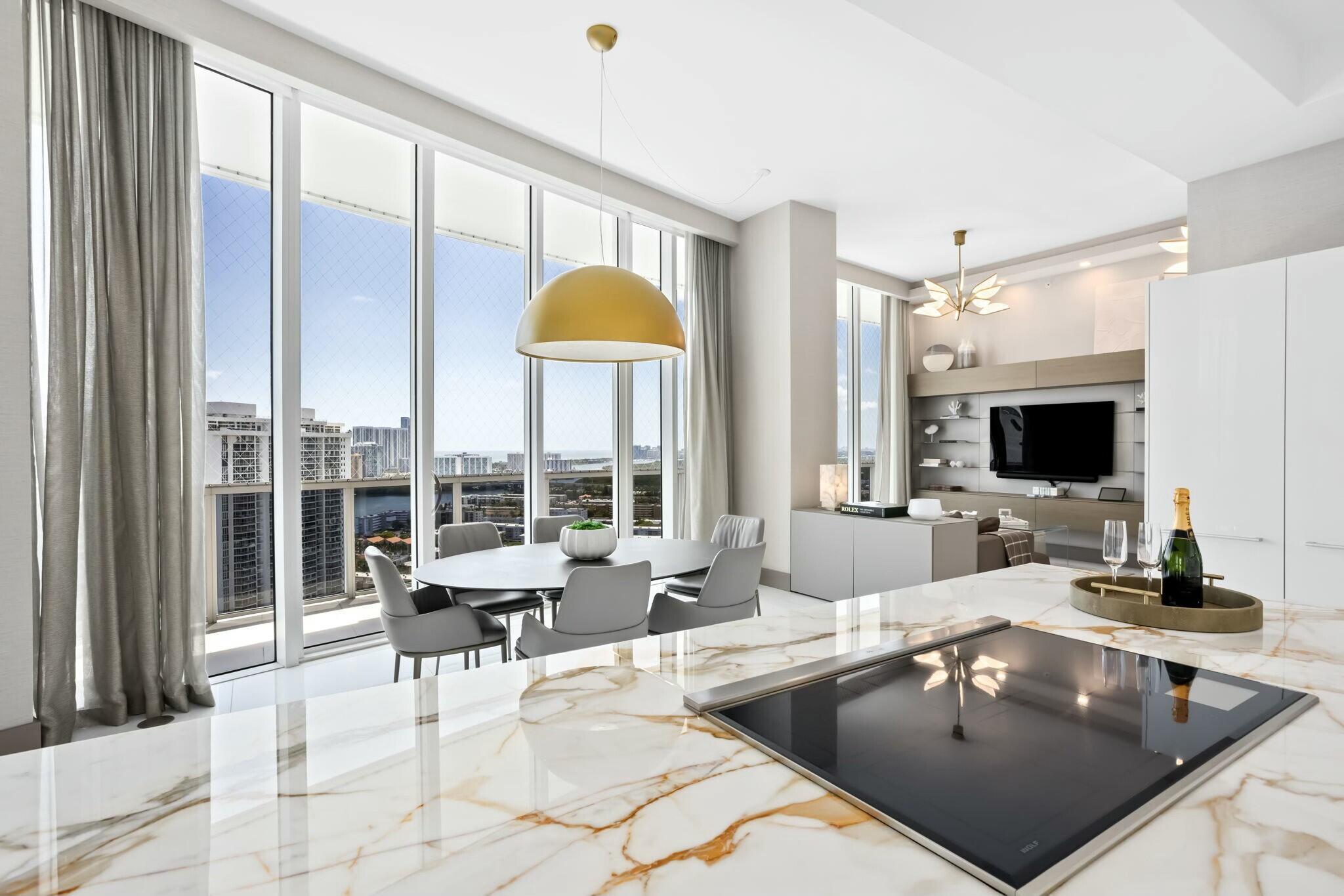 4100 Island Boulevard Ph-1