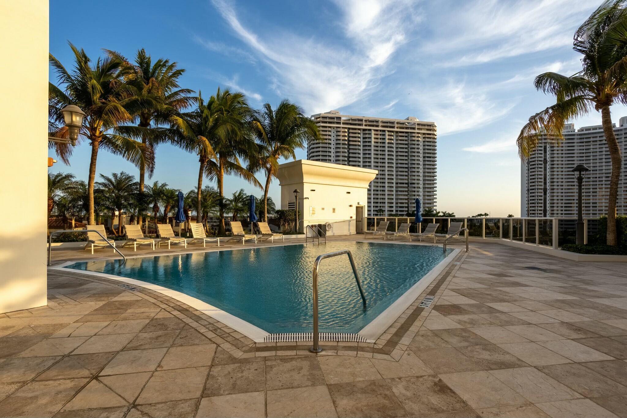 4100 Island Boulevard Ph-1