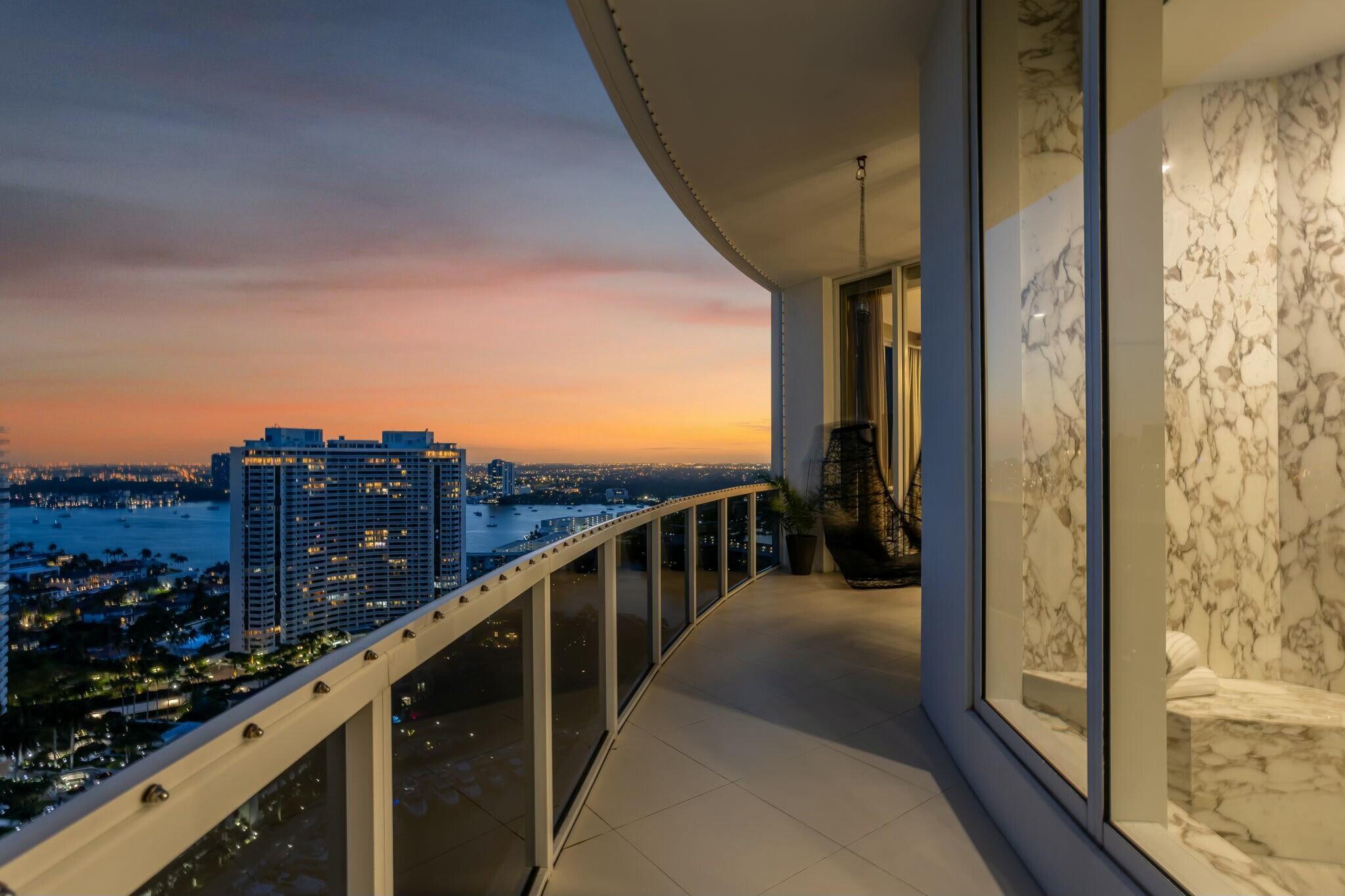 4100 Island Boulevard Ph-1