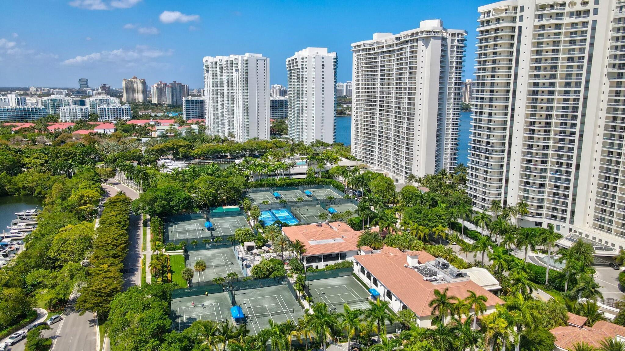 4100 Island Boulevard Ph-1