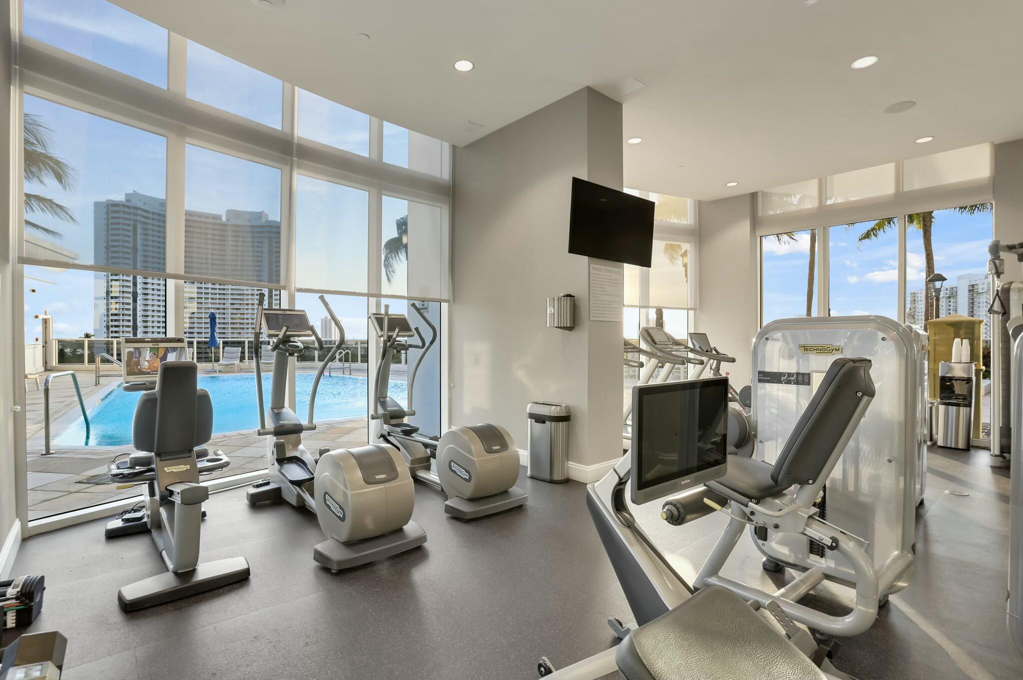 4100 Island Boulevard Ph-1