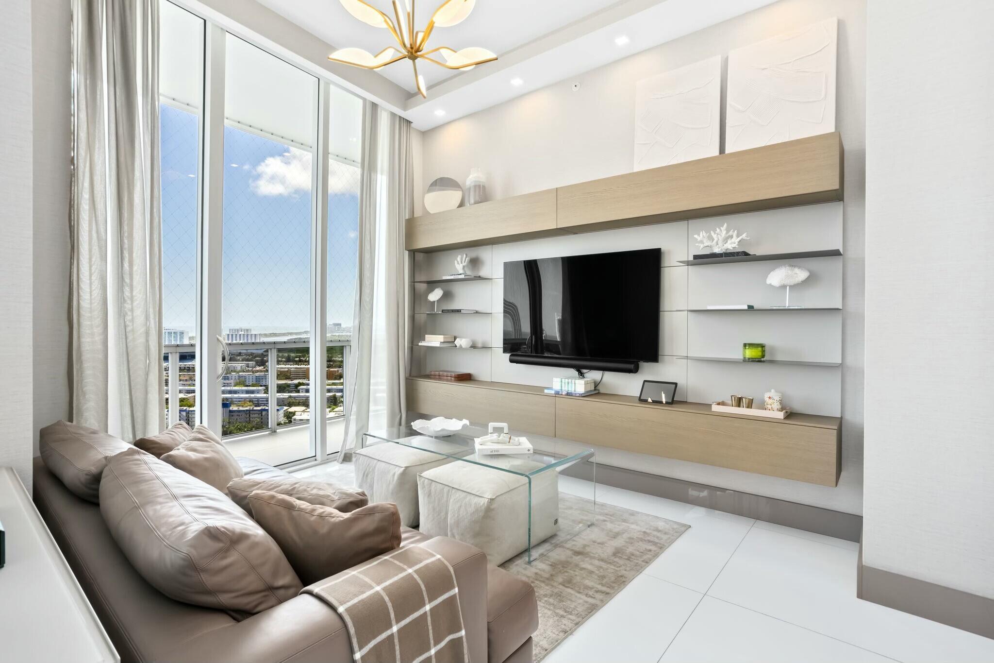 4100 Island Boulevard Ph-1