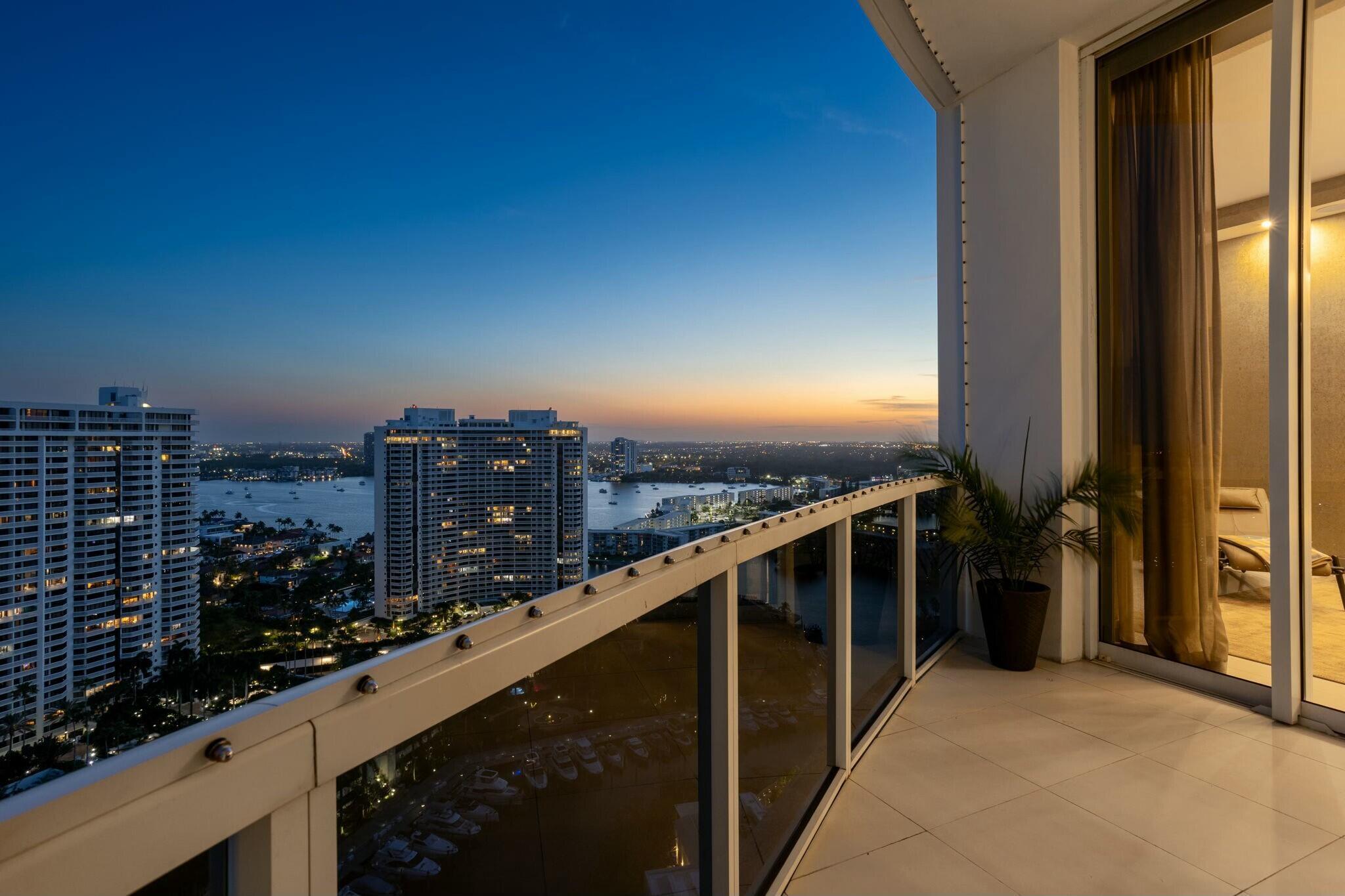 4100 Island Boulevard Ph-1