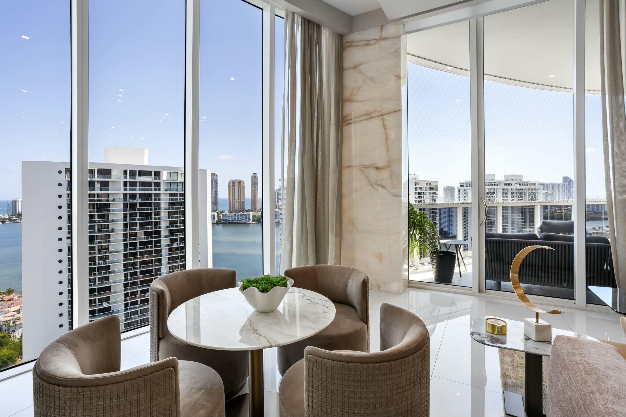 4100 Island Boulevard Ph-1