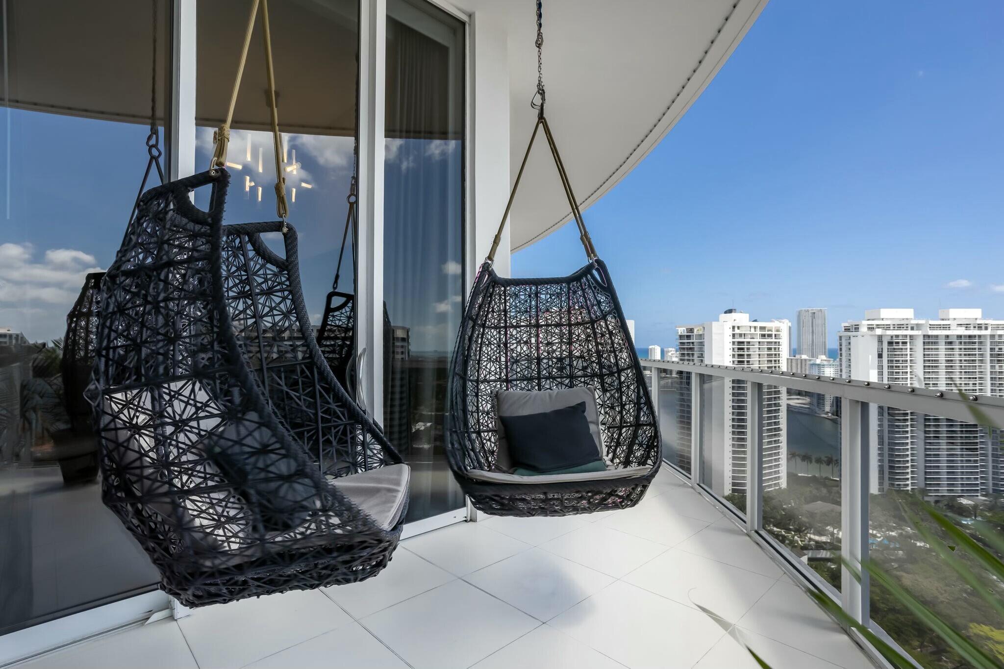 4100 Island Boulevard Ph-1