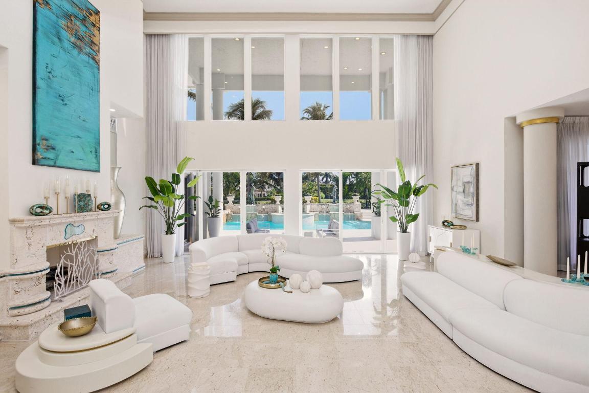 16740 Echo Hollow Circle