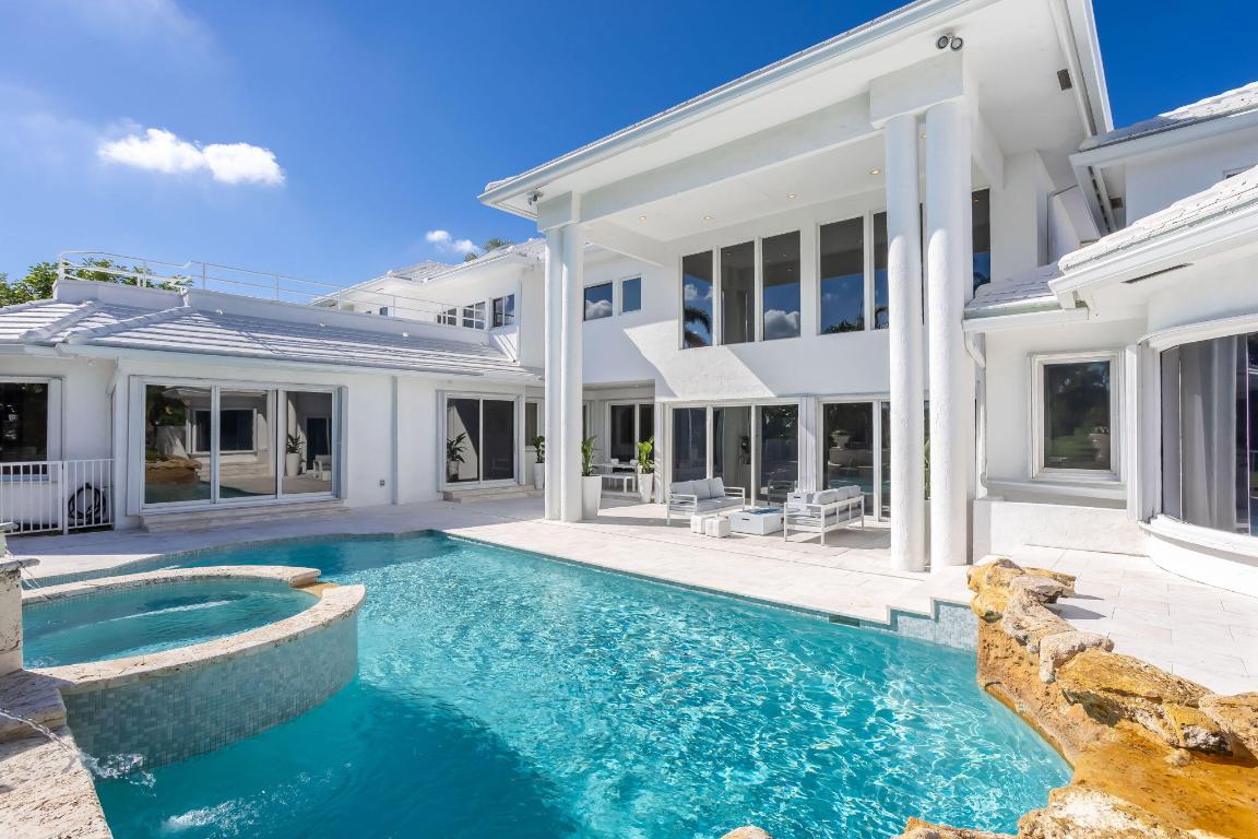 16740 Echo Hollow Circle