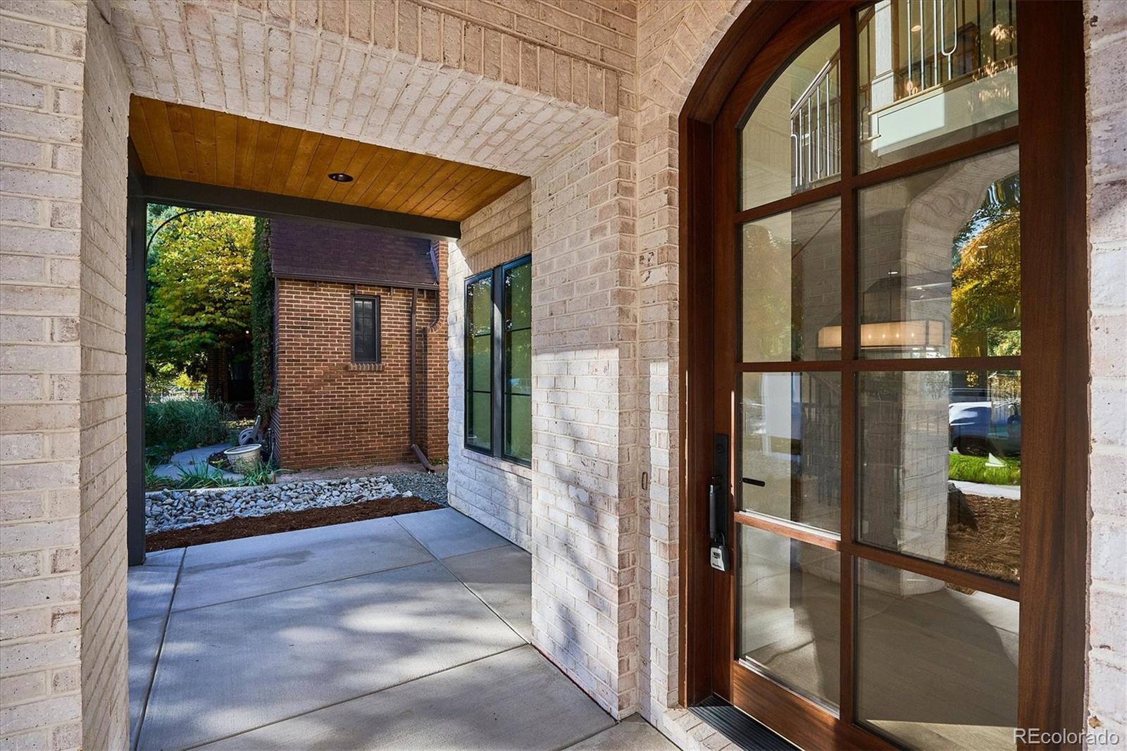 1679 Bellaire Street