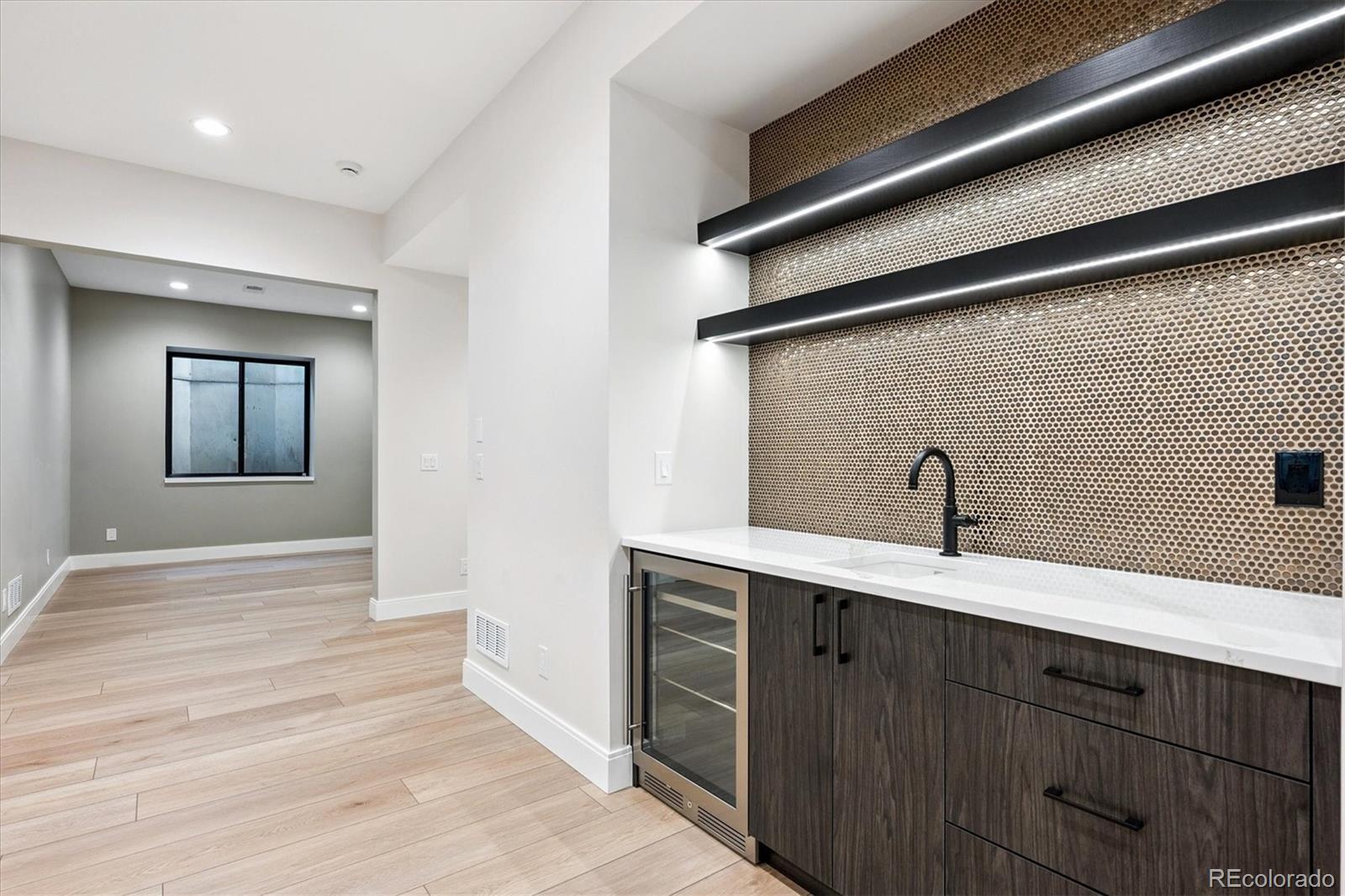 1679 Bellaire Street