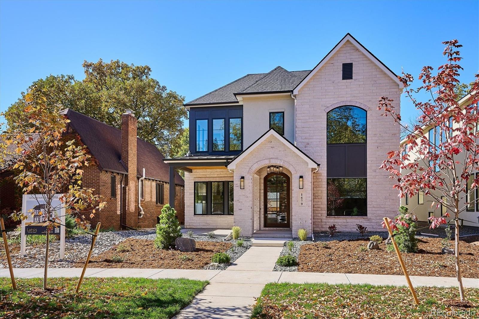 1679 Bellaire Street