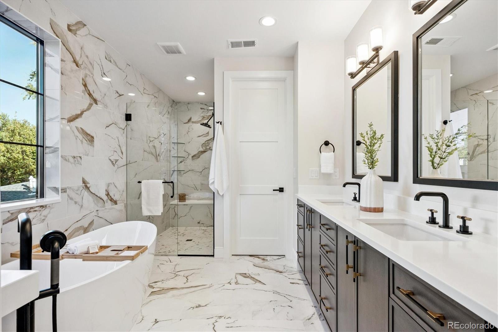 1679 Bellaire Street