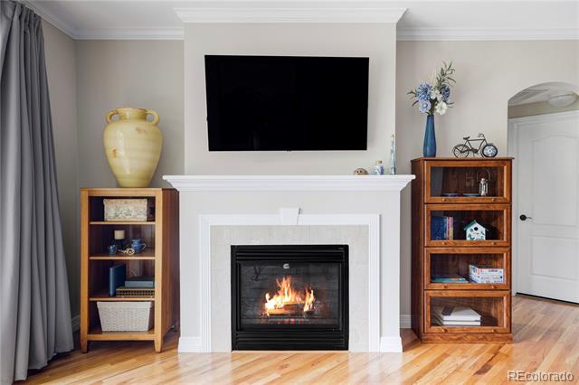 111 S Monroe Street Unit: B106
