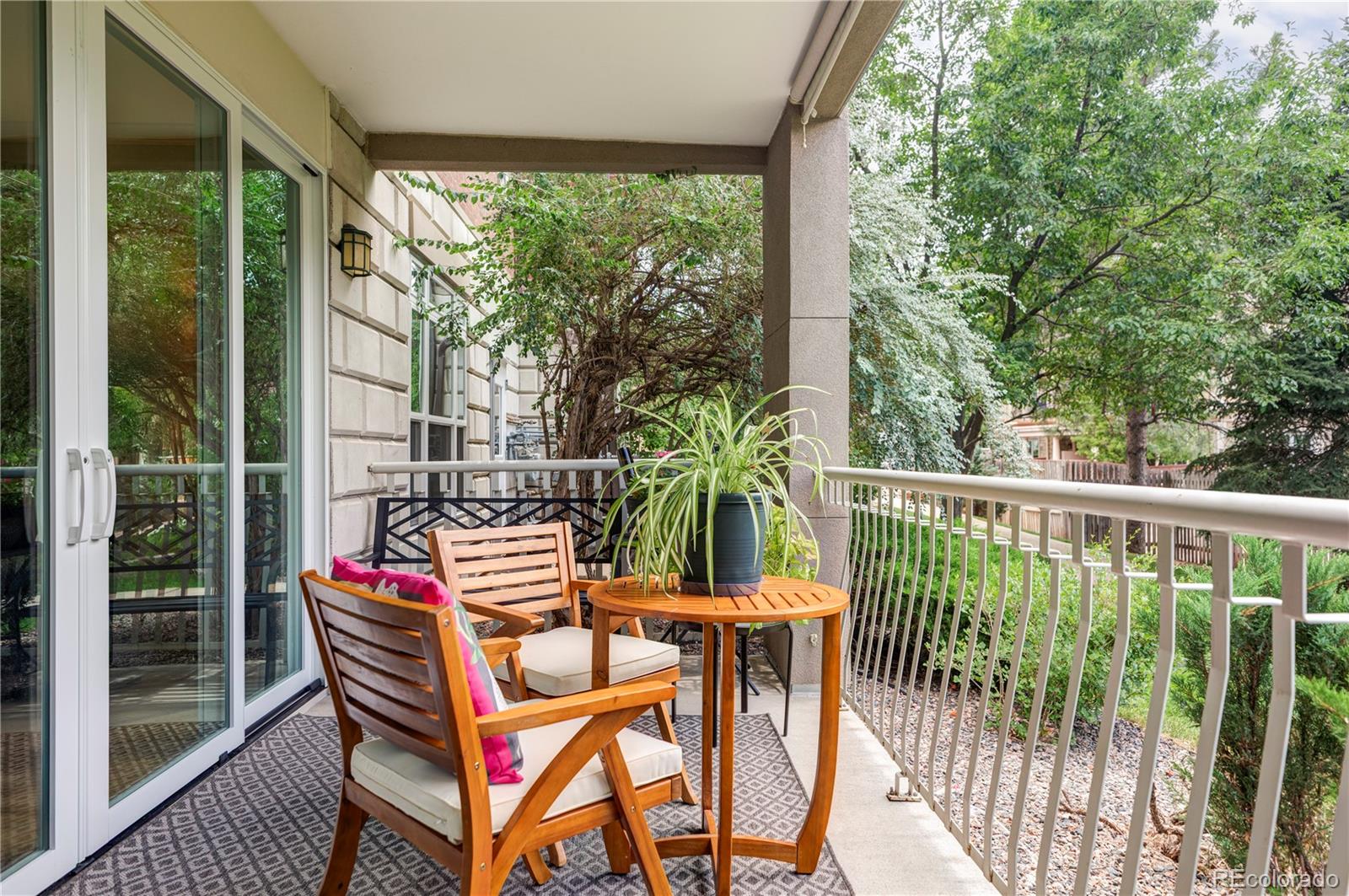 111 S Monroe Street Unit: B106