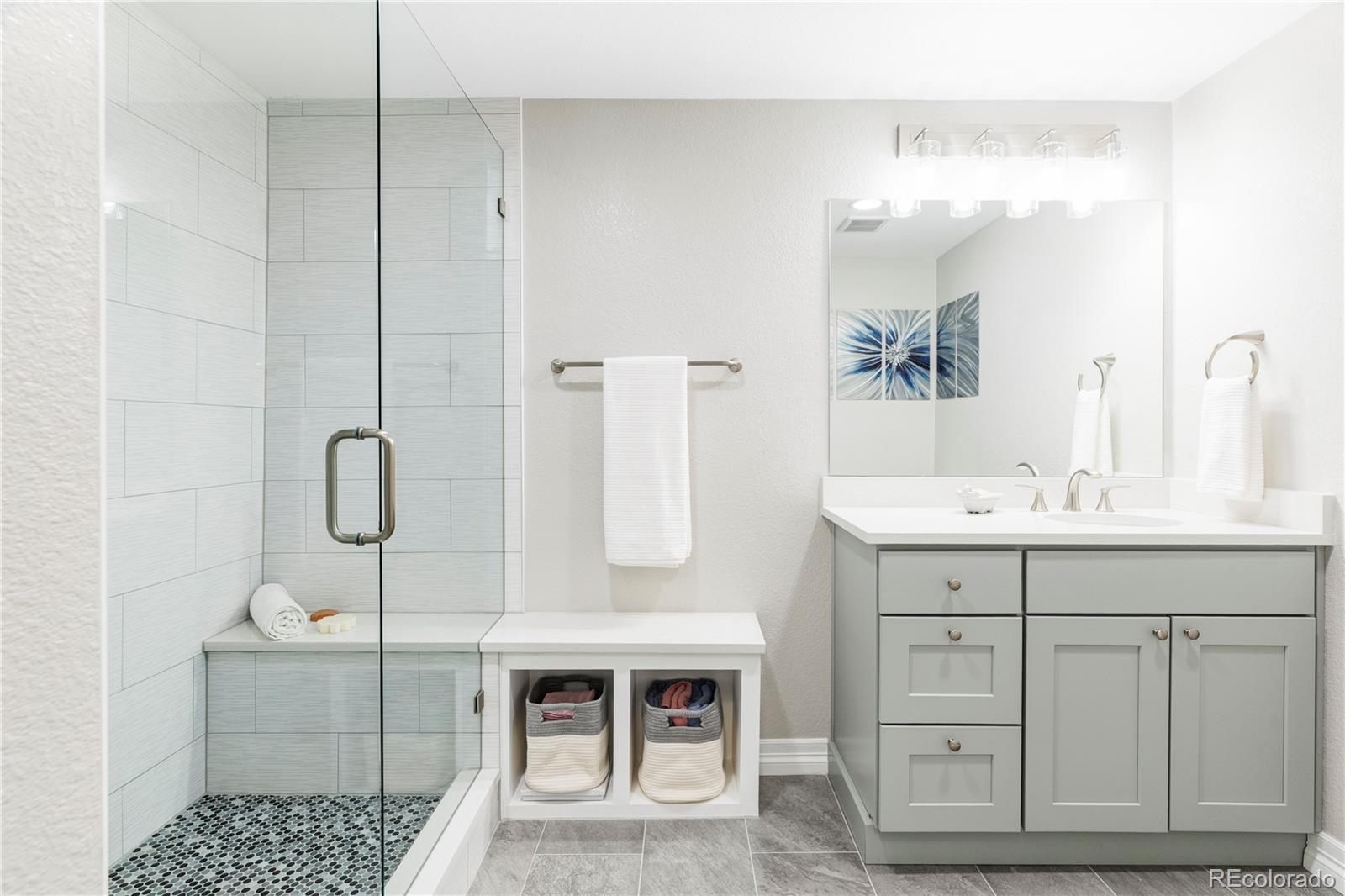 111 S Monroe Street Unit: B106