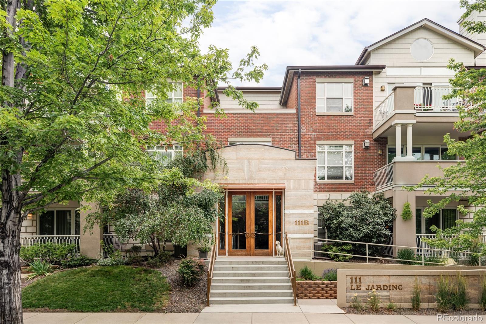 111 S Monroe Street Unit: B106