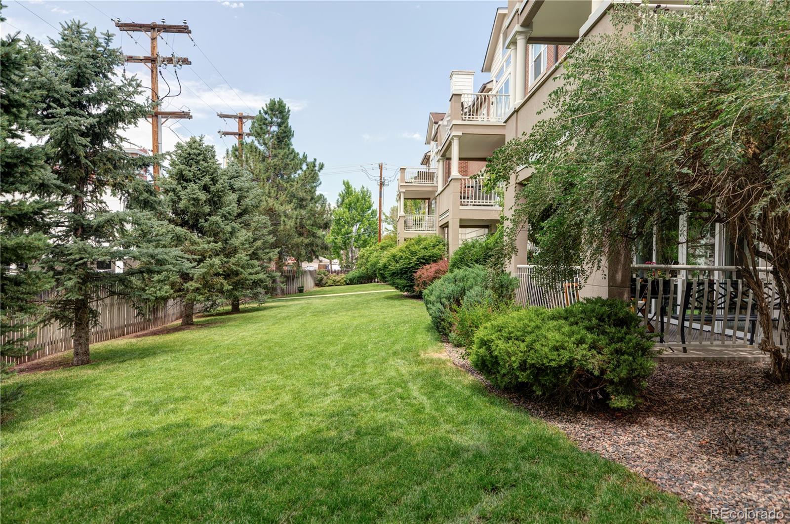 111 S Monroe Street Unit: B106