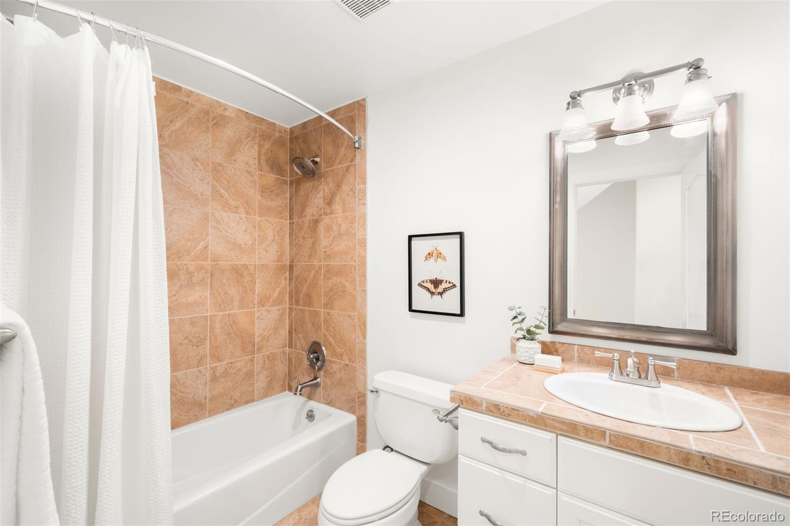 1418 S Milwaukee Street