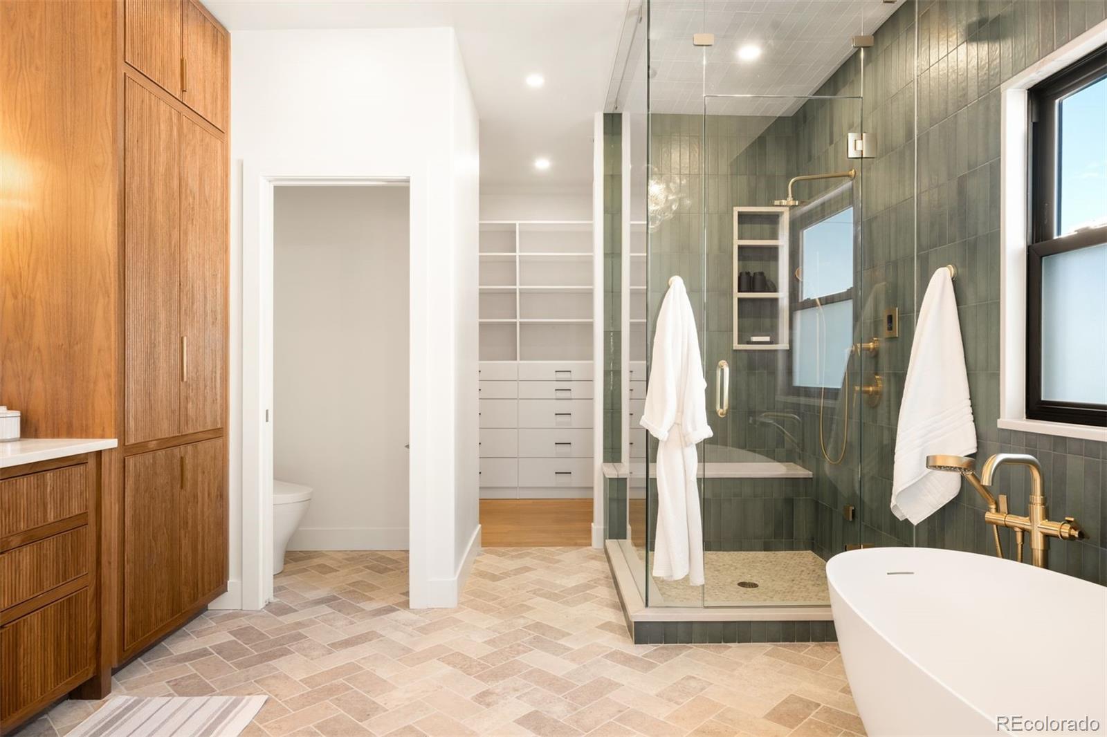 1418 S Milwaukee Street