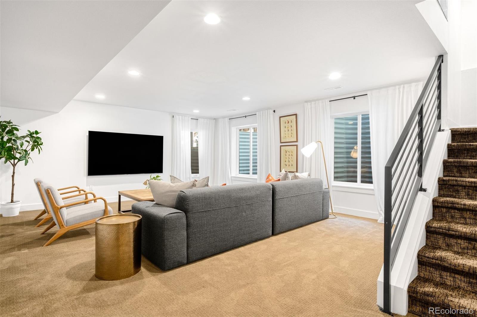 2835 S Sherman Street