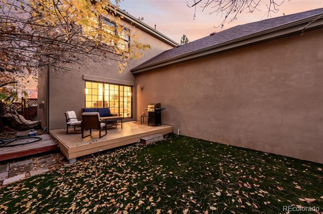 7303 E 8th Place