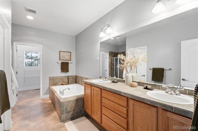 7303 E 8th Place