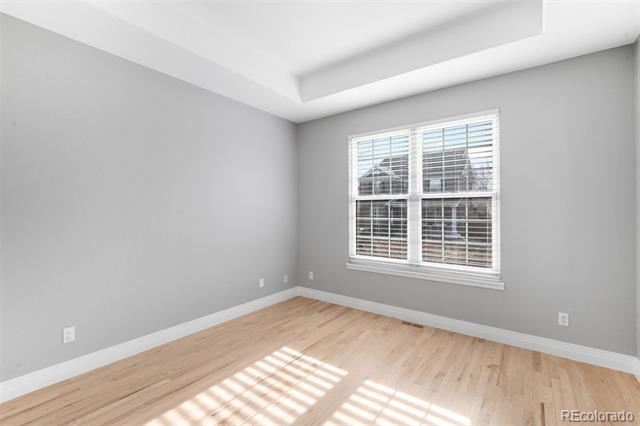7303 E 8th Place