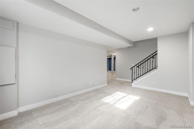 7303 E 8th Place