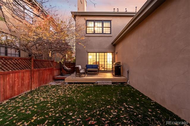 7303 E 8th Place