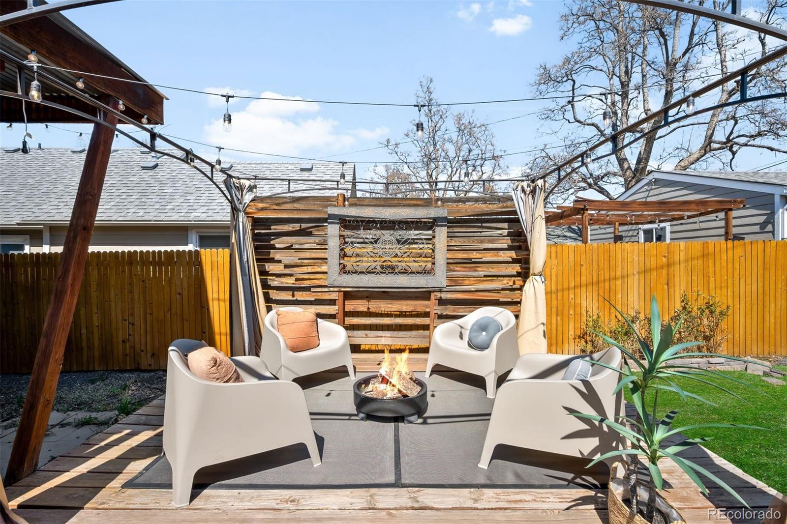 2798 S Lincoln Street