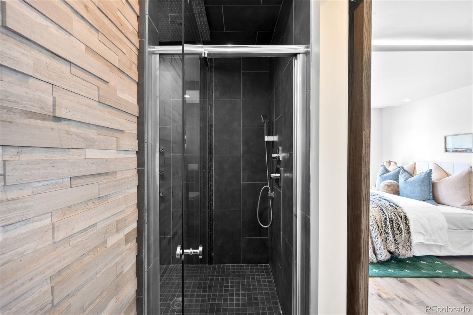 2798 S Lincoln Street